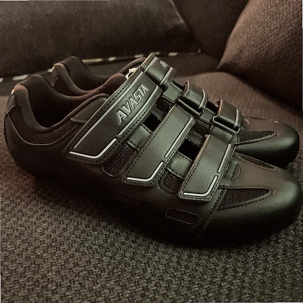 AVASTA Cycling Shoes, Indoor Bicycle Bike Men’s 9 Women’s 10.5 NEW unisex