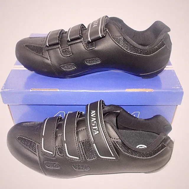 AVASTA Indoor Cycling Shoes Compatible w/ Peloton Shiman Men's 10